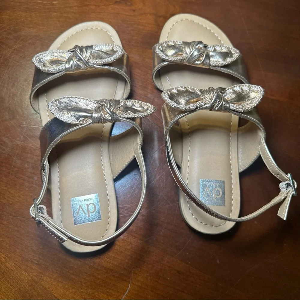 New Big Kids‎ Dolce Vita Caicey Rose Gold Bow Ankle Strap Sandals Size 3Y